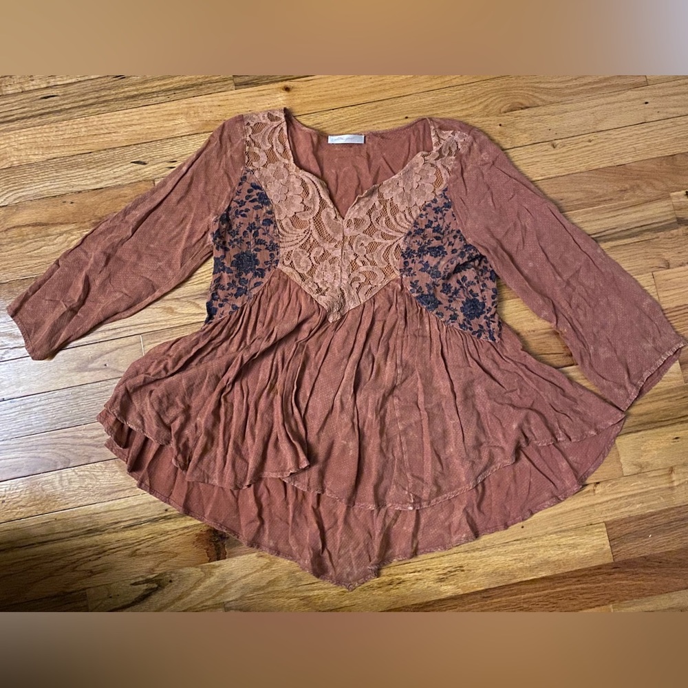 👡💓👀Distressed patchwork babydoll top with lace
